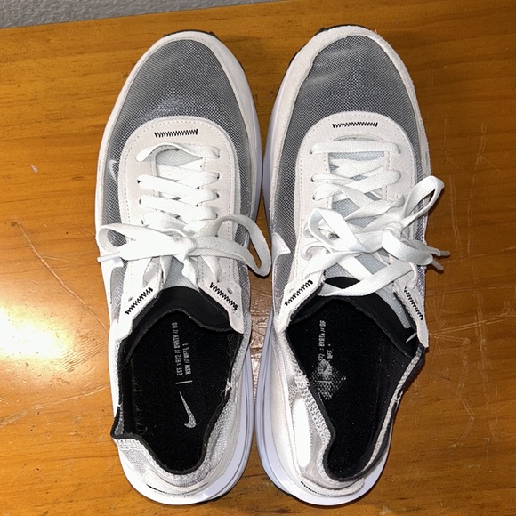 Nike Waffle One, DA7995-100, mens US 9.5 - Picture 5 of 7